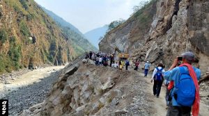 विकास की बाढ़ का खौफ बनाम लोकतंत्र के बहिष्कार की हैट्रिक